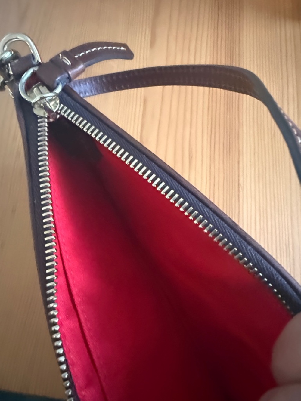 NWT DOONEY BOURKE RED LEATHER WRISTLE - Picture 6 of 8